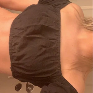 Topp - Topp från hm som inte kommer till användning tyvärr:( köpte för 150kr säljer för 50kr, helt onavänd också