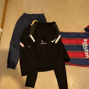 Nike byxor  - Nike byxor storlek S