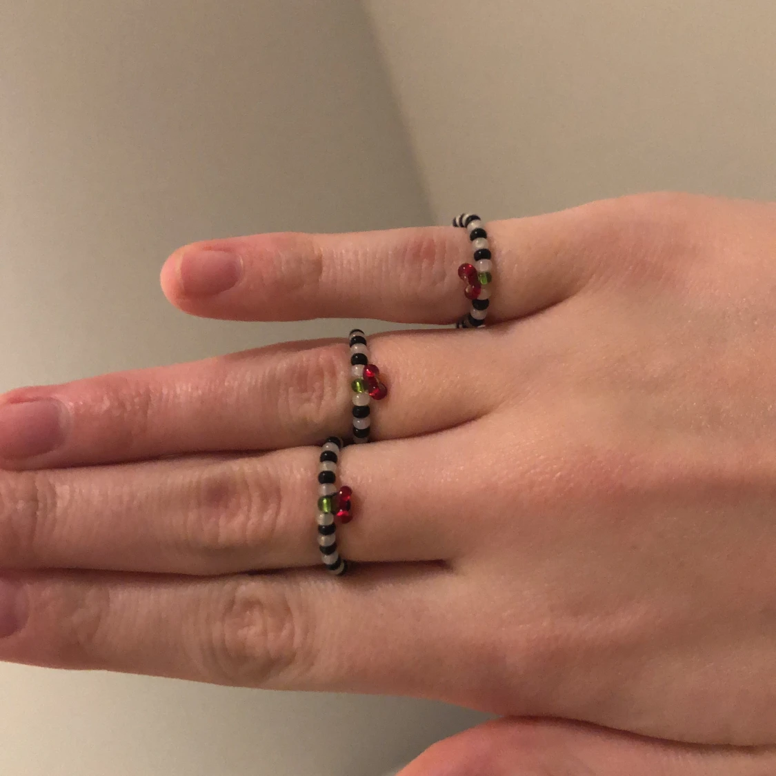 Hemmagjorda körsbärsr. i olika storl.