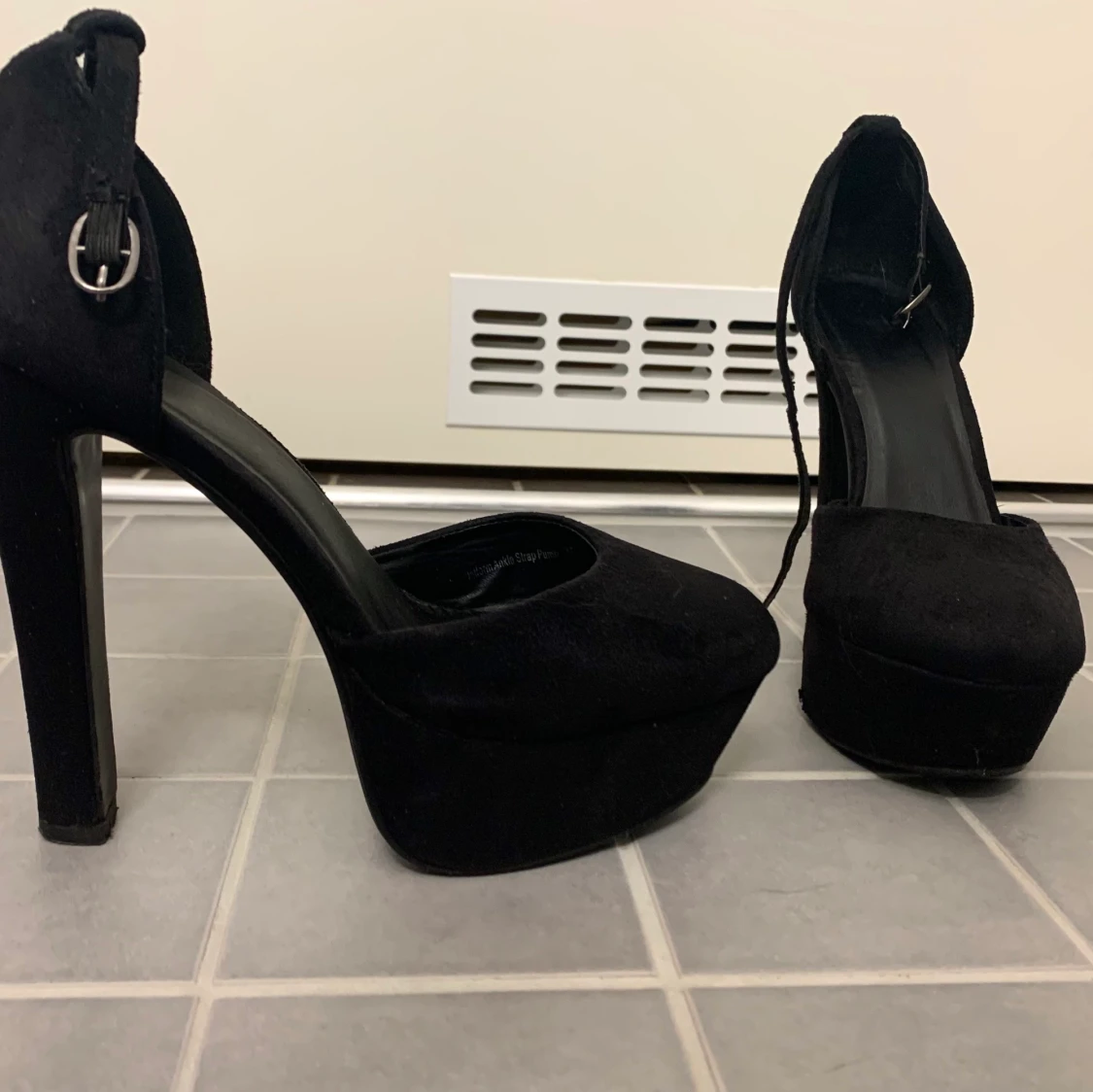 Black Highheels Size 37