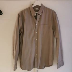 Filippa K - Filippa K skjorta slim fit, 100% cotton. Aldrig använd 