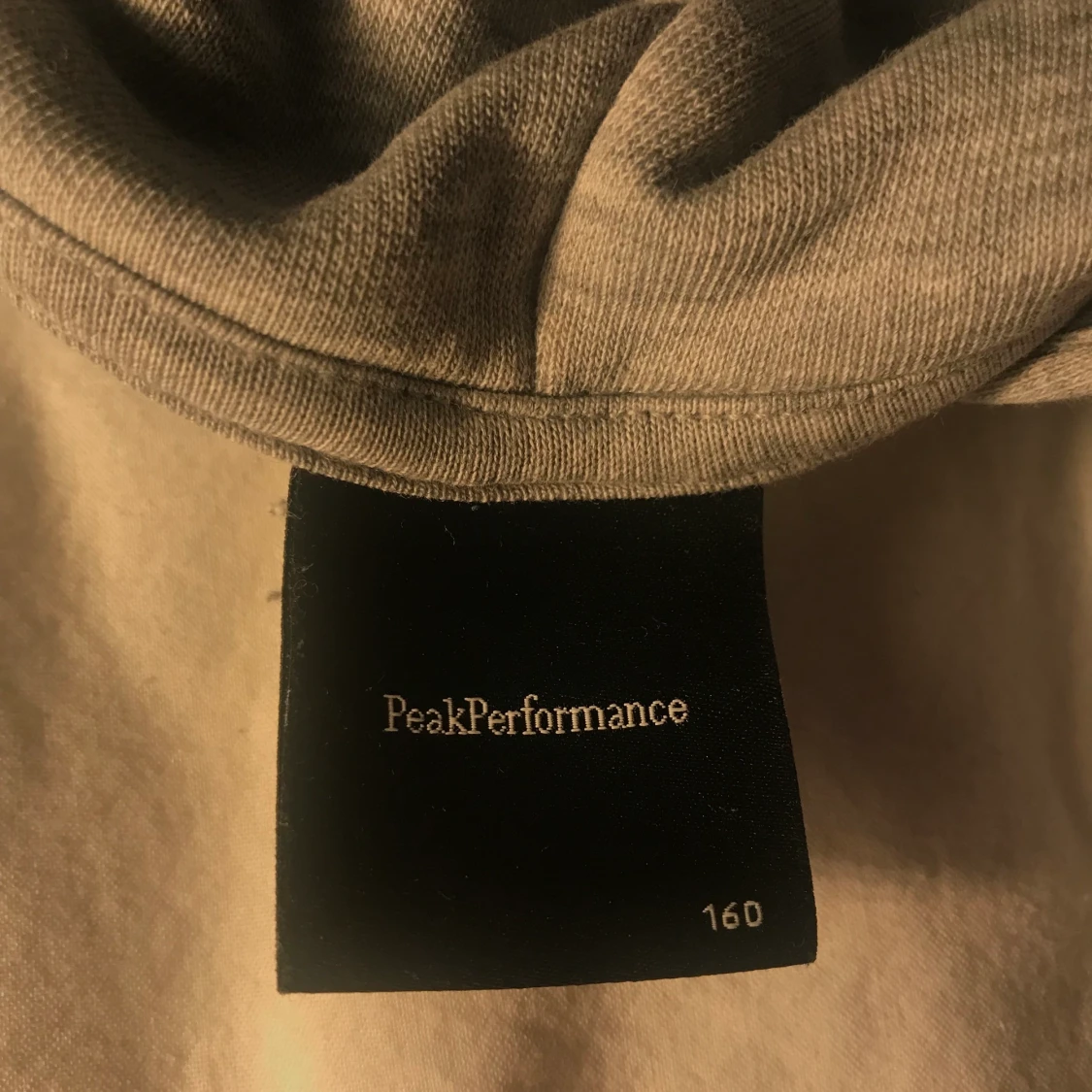 Peak hoodie grå stl XS.  - 91