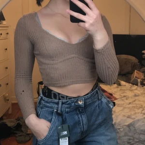 SHEIN storlek  XS - Lång ärmar tröja från SHEIN inte använd 