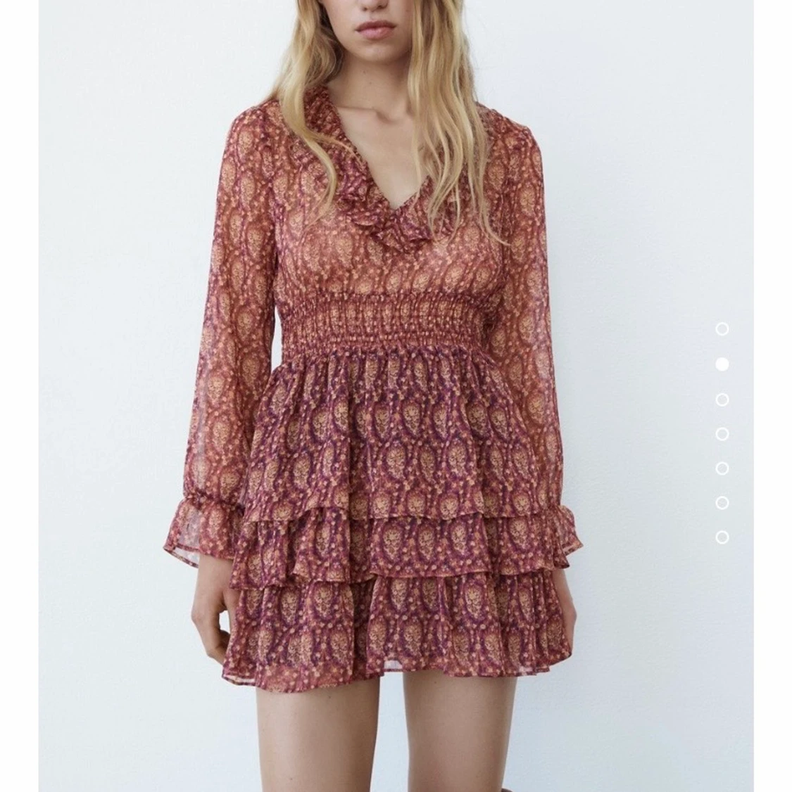 Intressekoll på denna snygga klänningen! - 90