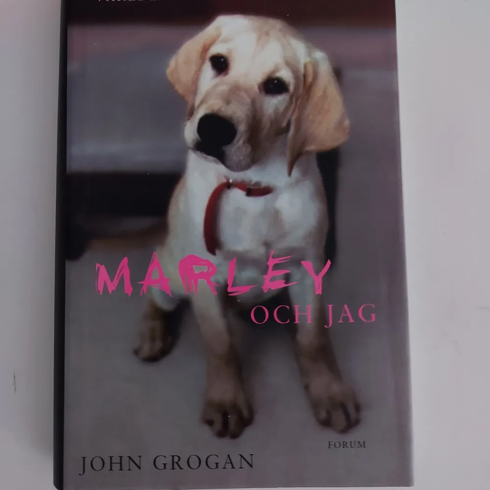 Marley och jag -John Grogan. I mycket fint skick. Hardcover.. Övrigt.