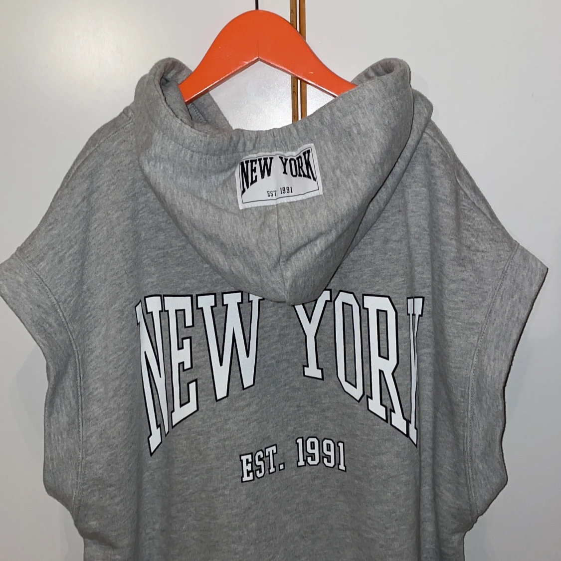 Pull & Bear kort-ärmad hoodie - 90