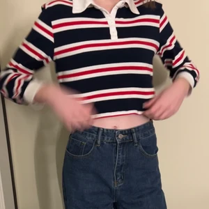 Randig tröja med krage !! - Nyskick 💃🏼💃🏼❤️