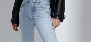 Levis Jeans 501 - Levis Jeans 501 i light blue, säljer på grund av att de är för små