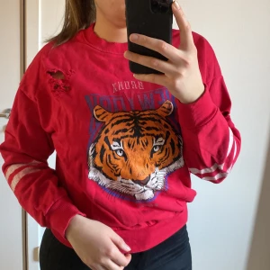 Tjock tröja  - Tjock tröja från Gina tricot i storlek S 