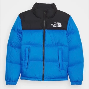 The north face jacka (ny pris 2200kr) - Tja! Tänkte kolla lite om nån skulle vara intresserad av att köpa, isåfall är det bara att höra av sig utan tvekan!