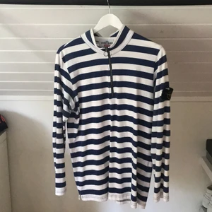 Supreme x stone island  - SIZE large