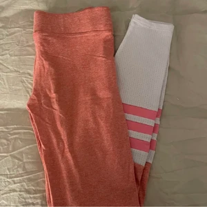 Bombshell sportswear - Jättesnygga träningstights från bombshell sportswear i storlek S. Använda max 2 gånger så är i nyskick. Frakt inkluderat i priset