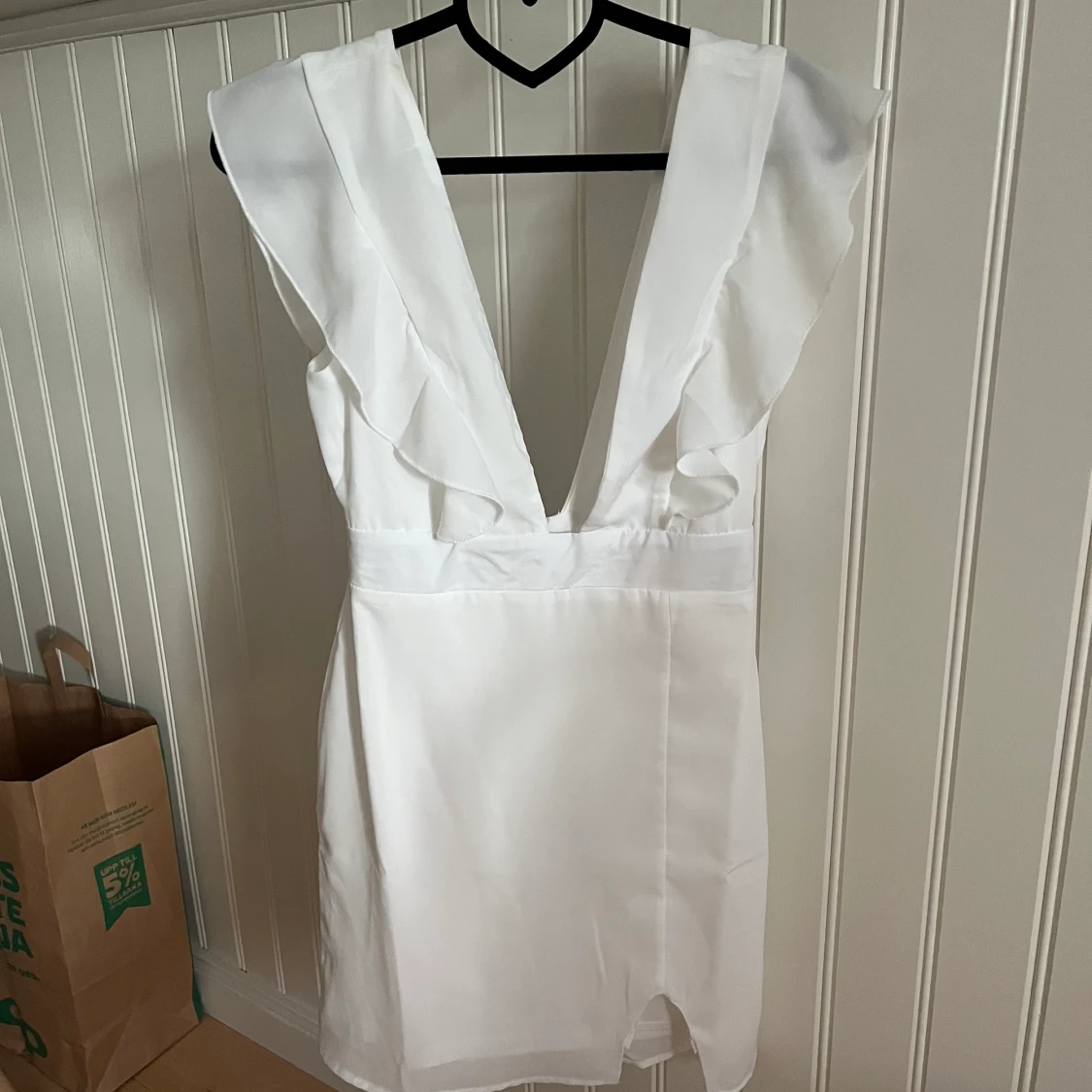 Vit studentklänning i nyskick - 90