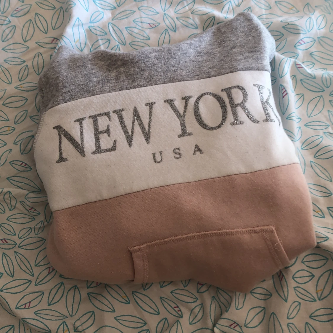 Hoodi från HM. - 90