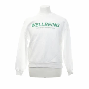 tröja (intressekoll) - en vit tröja med grönt tryck min favorit tröja som tyvär är för liten för mig passar en s 