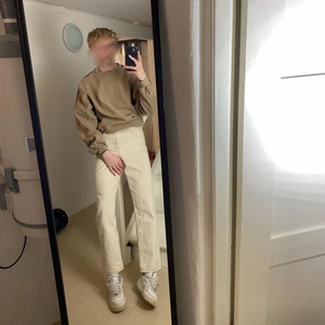 Brun Nike sweatshirt - Brun sweatshirt ifrån nike. Storleken på plagget är M