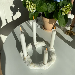 Handgjord ljusstake  - Handgjord ljusstake som passar perfekt till vårens inredning 🤍 även som adventsljusstake till julen ❤️