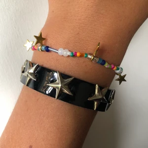 Armband med nitar  - Snyggt armband med nitar i form av stjärnor ⭐️ vet inte var det kommer ifrån, köpte det secondhand. 