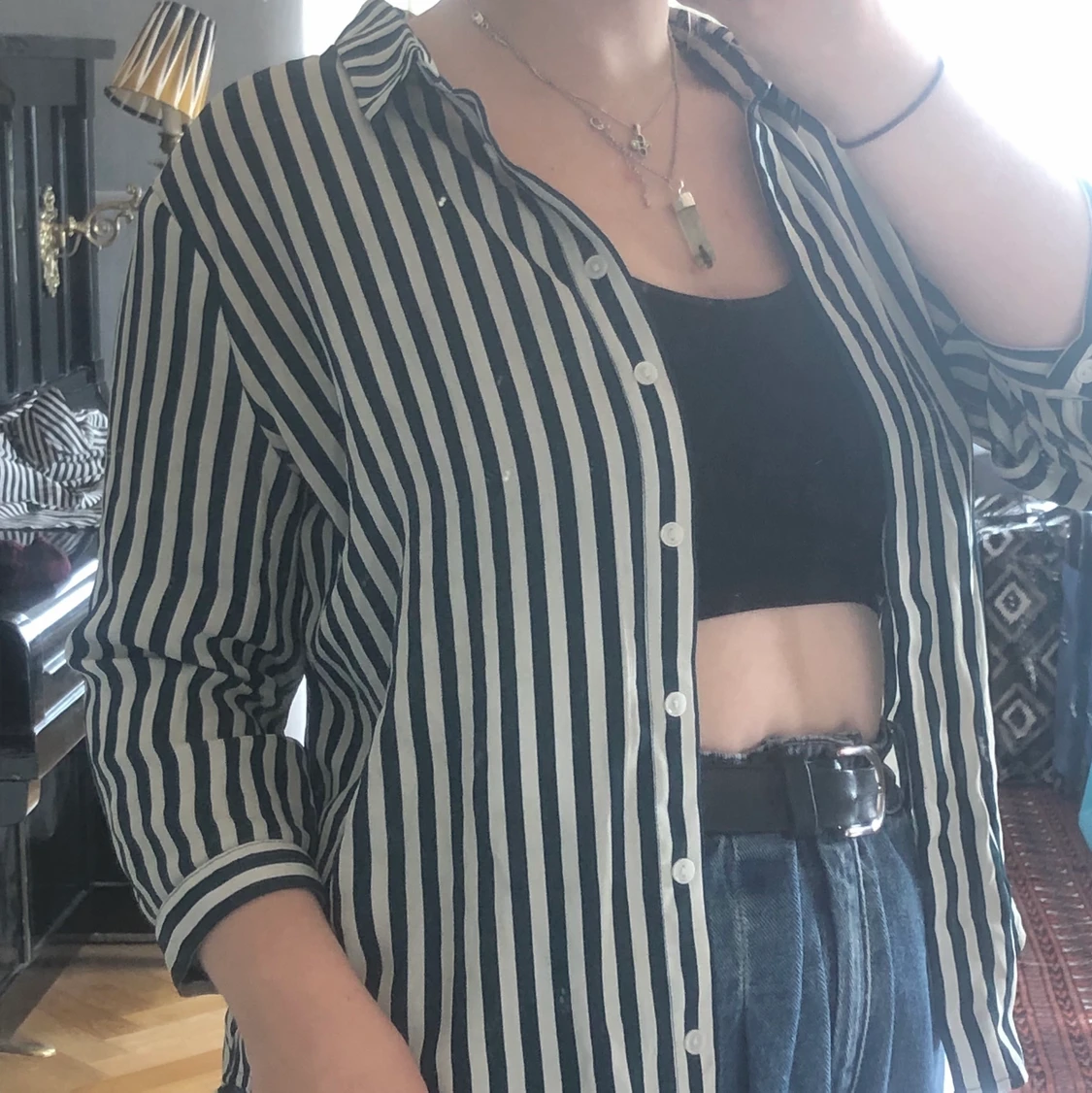 Monki skjorta storlek S