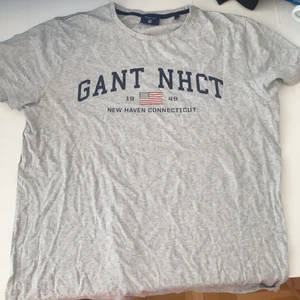 Gant T-shirt strl M - Använd någon enstaka gång. Ny skick
