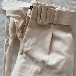 Byxor  - Fina byxor från zara 