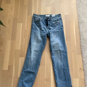 Jeans - Jeans storlek 40