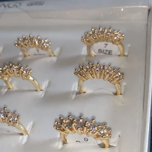 ringar - helt fina ringar .60kr med frakten