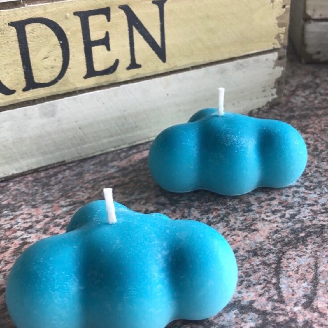 Två färgade moln ljus! - 90