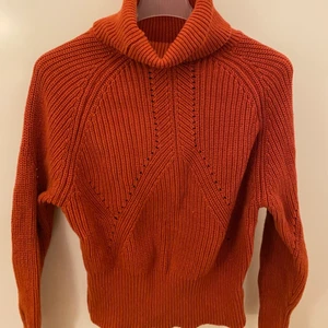 Stickad tröja  - Super fin stickad tröja från CROCKER💞