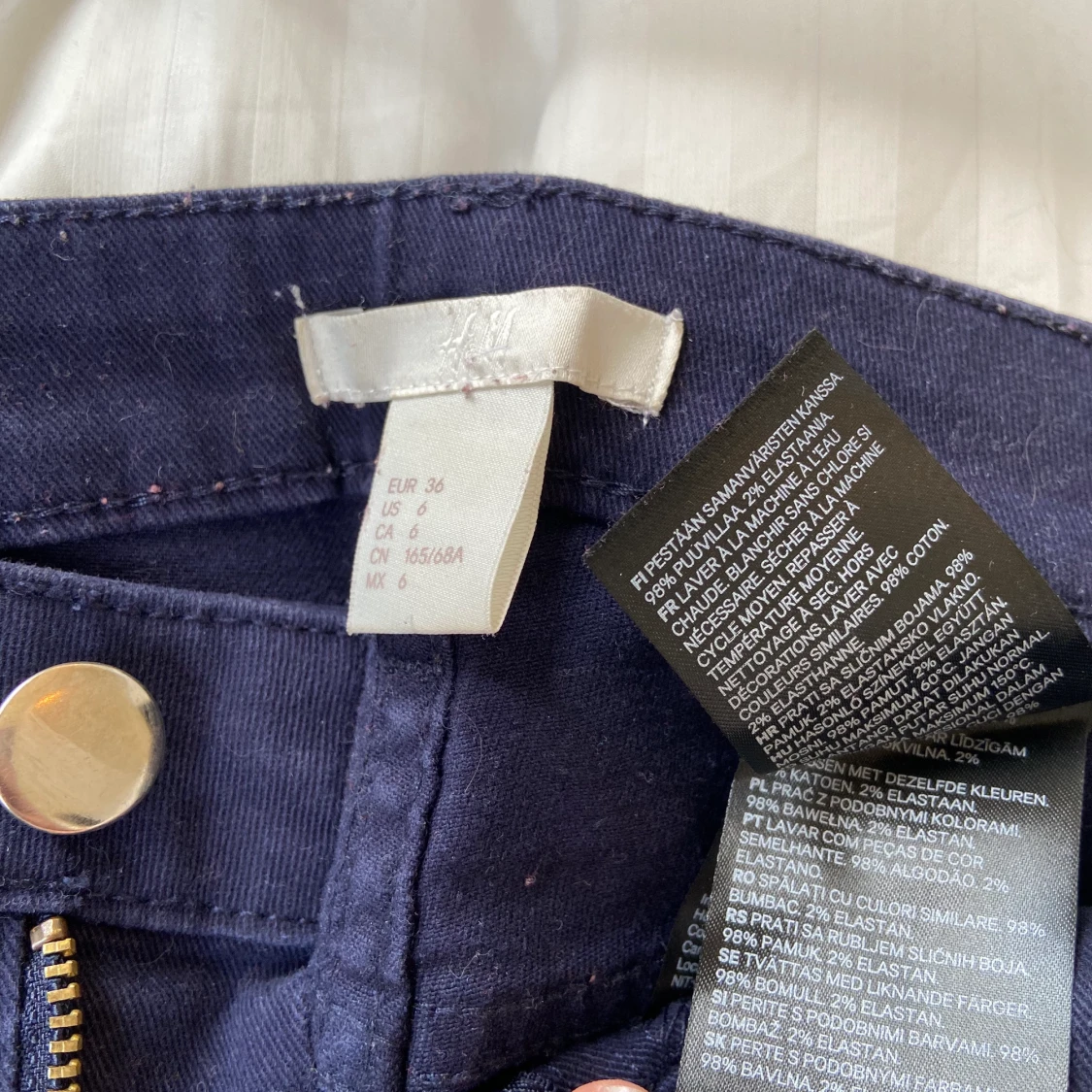 Marinblåa shorts - 90