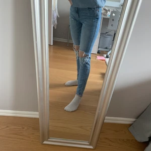 Jeans - Helt nya jeans andväda 1-2 gånger.