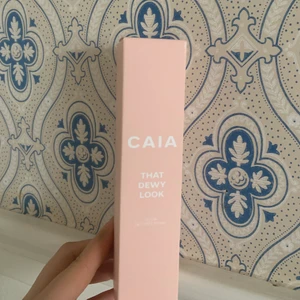 Caia the dewy look setting spray - Säljer the dewy look från Caia i obruten förpackning! Helt ny alltså🤩🙏inkl frakt