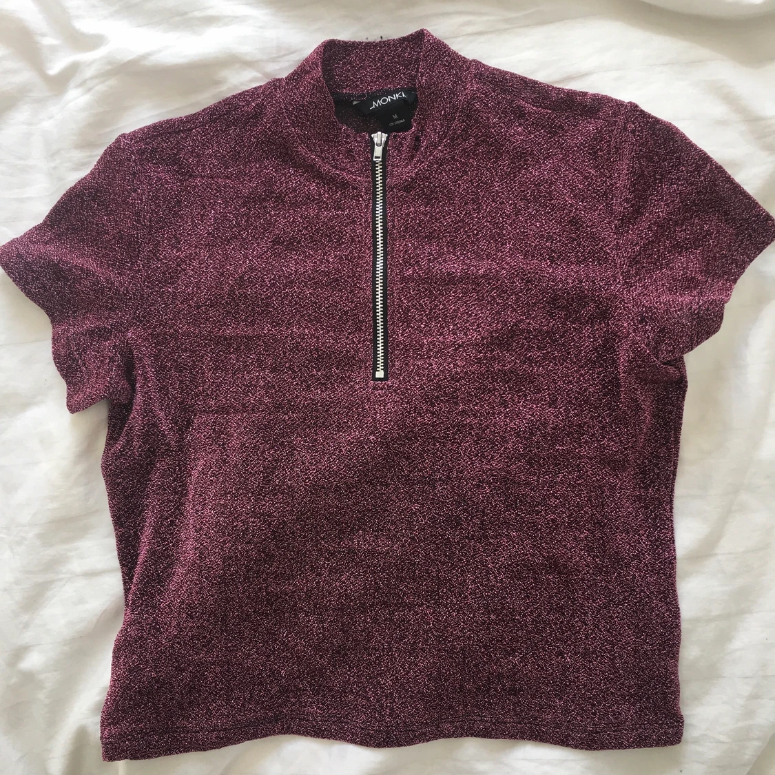 Monki glittrig topp - 90