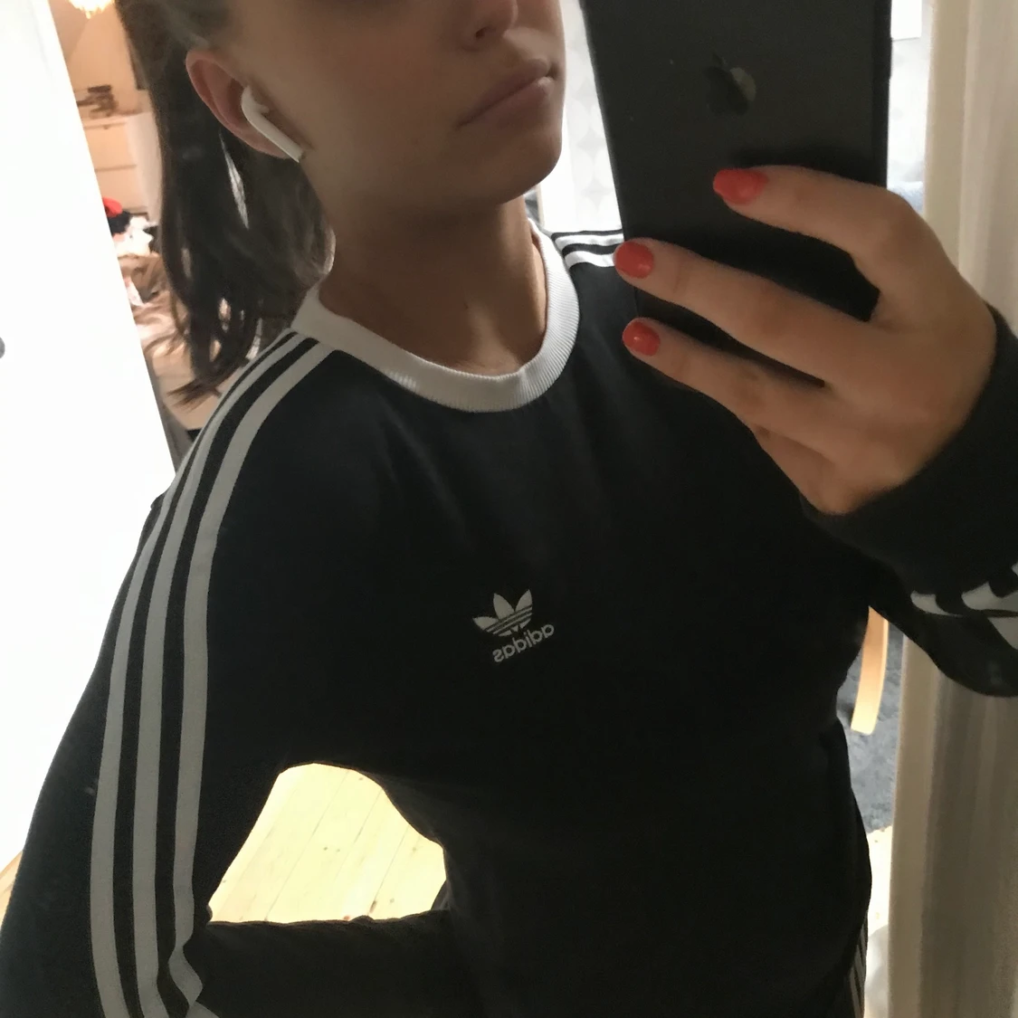 Svart adidaströja  - 90