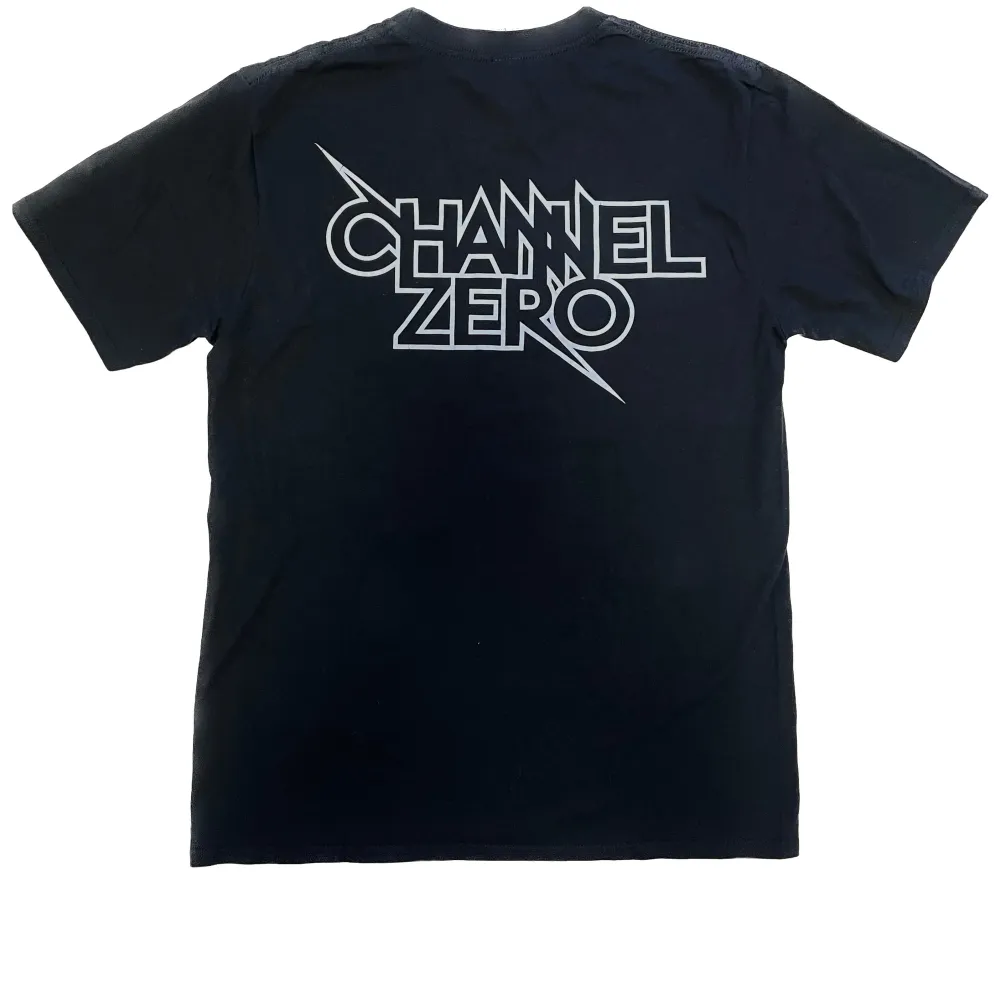 Vintage Channel Zero tröja i bra skick. . T-shirts.