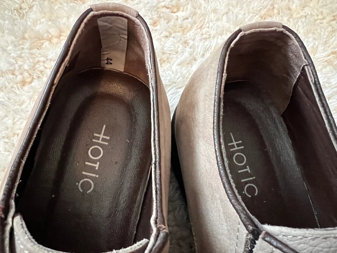 Beige mocka skor str 44 - 90