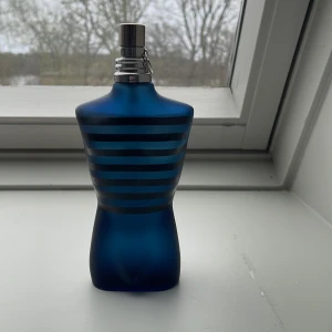Jean Paul Gaultier Ultra male - Säljer parfymen Ultra male av Jean Paul Gaultier | Det är ca. 118/125 ml kvar | Nypris: 1300 kr | Mitt pris: 650 kr | Hör av er vid minsta fråga eller fundering :)