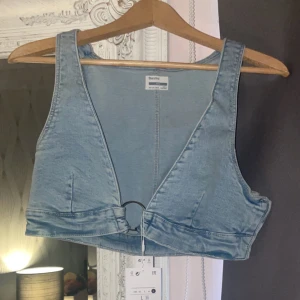 Denim bralette - Oanvänd prislapp kvar denim topp 