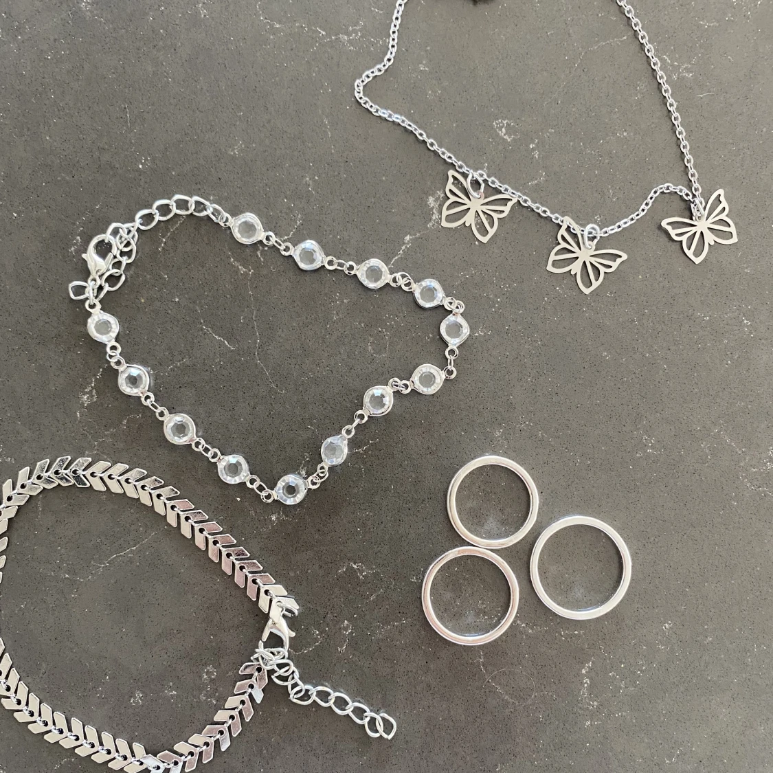 3 fotsmycke , 3 ringar  - 90