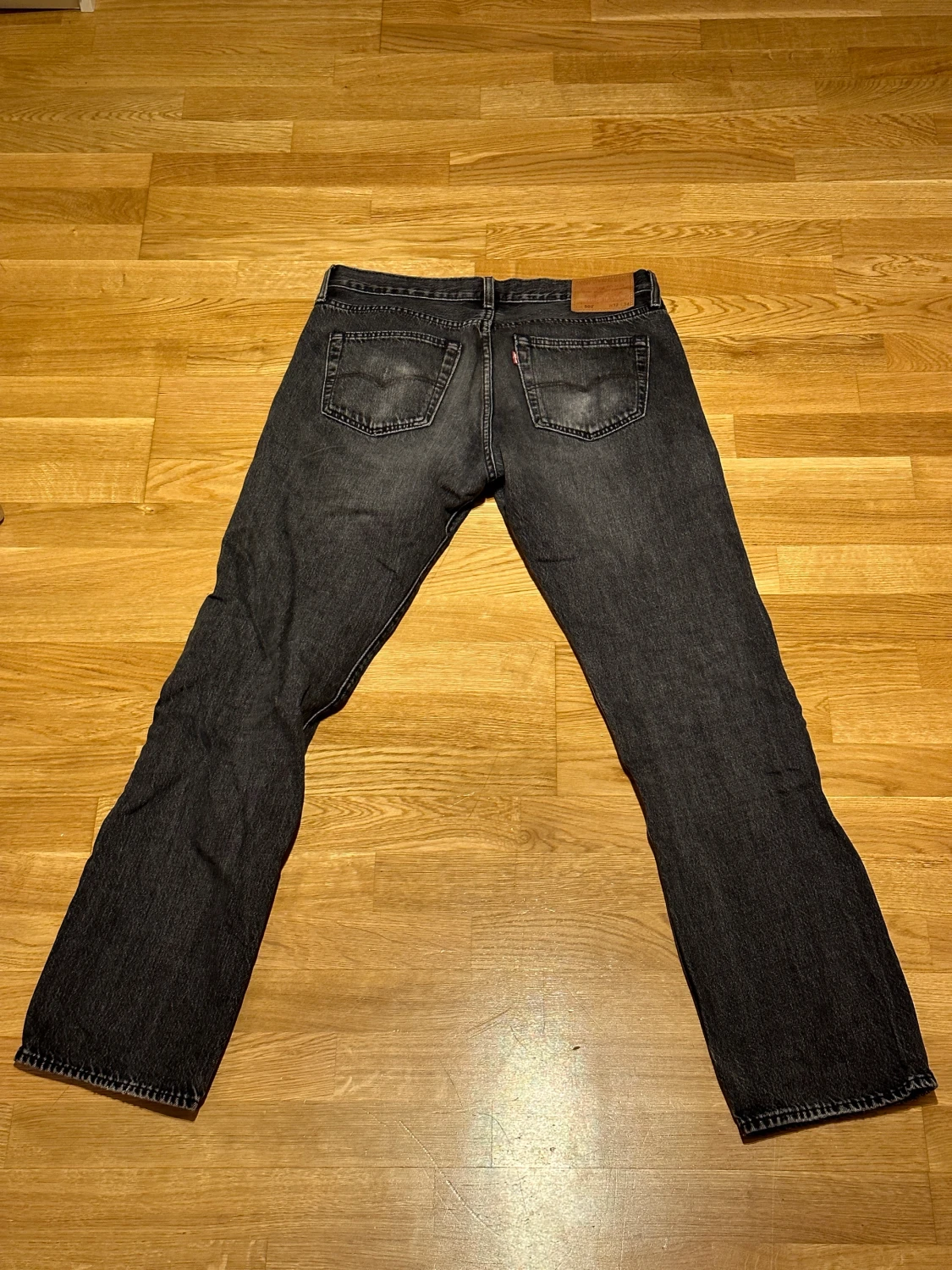 Levi’s Jeans  - 90