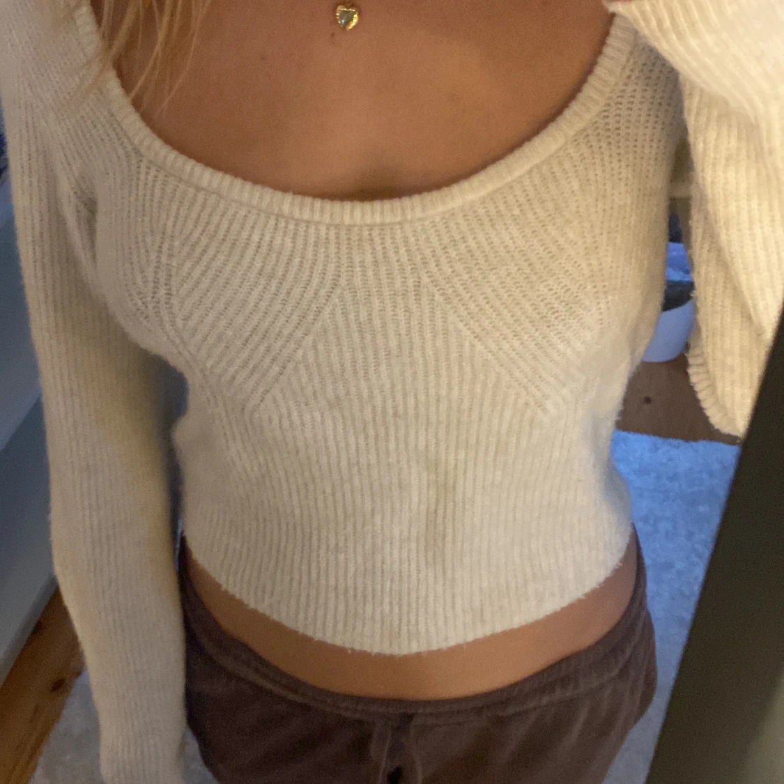 Skickad urringad tröja  - 90