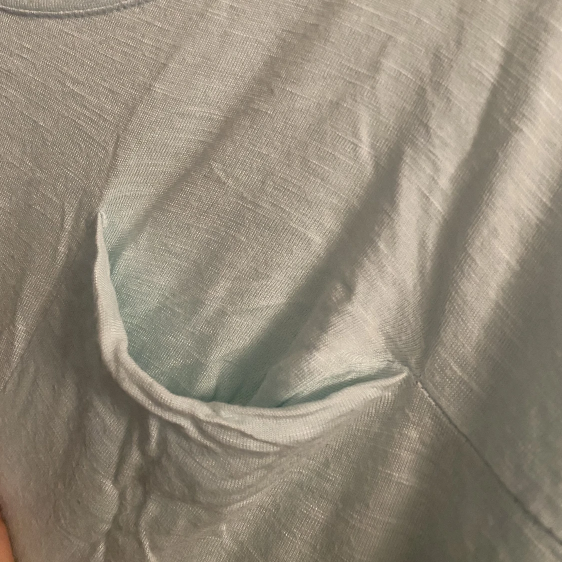 Fin t-shirt från Gina Tricot - 90