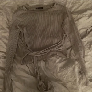 Zara topp - Strl M men passar S