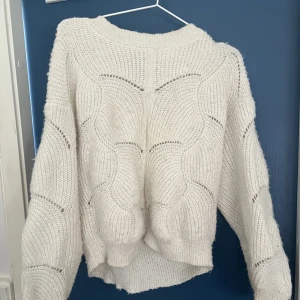 Stickad tröja - Super fin stickad tröja, super mysig