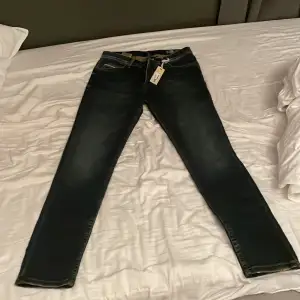 Diesel jeans mörkblå Aldrig använda Köpta i USA