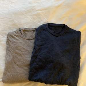 Säljer nu dessa 2 merinoull tröjorna. Båda tröjorna är i storlek S. 