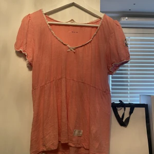 odd molly t-shirt - T-shirt från oddmolly, behövs strykas🤍