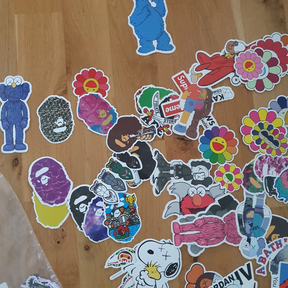 200 klistermärken disigner  - 90