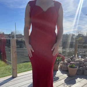 Balklänning  - Säljer min fina balklänning som inte kommer till användning 🌸🥹