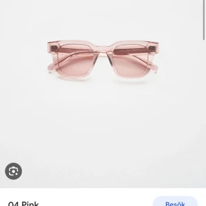Chimi 04 - Jag säljer mina jättefina solglasögon från chimi i 04 pink, dom är nästan aldrig använda så i jätte bra skick, fodral och duk skickas med! Skriv gärna privat för frågor!☺️